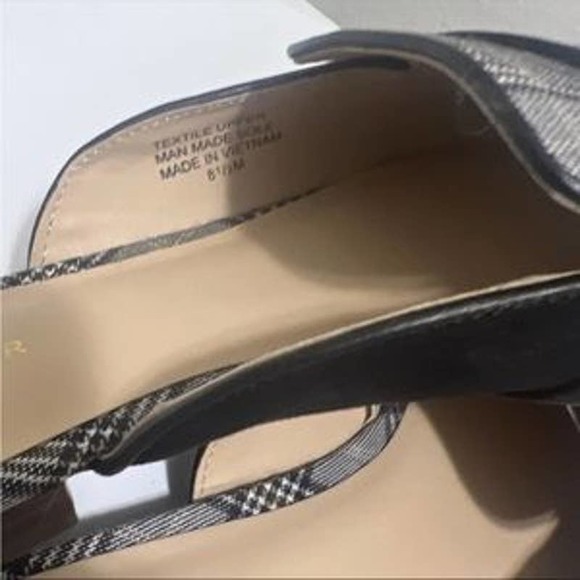 Ann Taylor Factory Slip on Mules - Picture 2 of 4